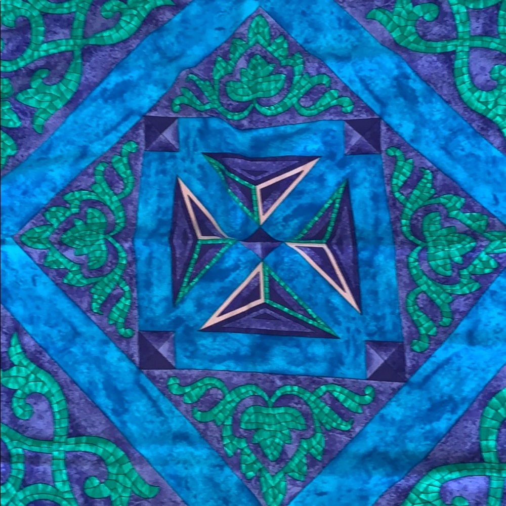 Signed silk Italian SCARF - Picture 5 of 14